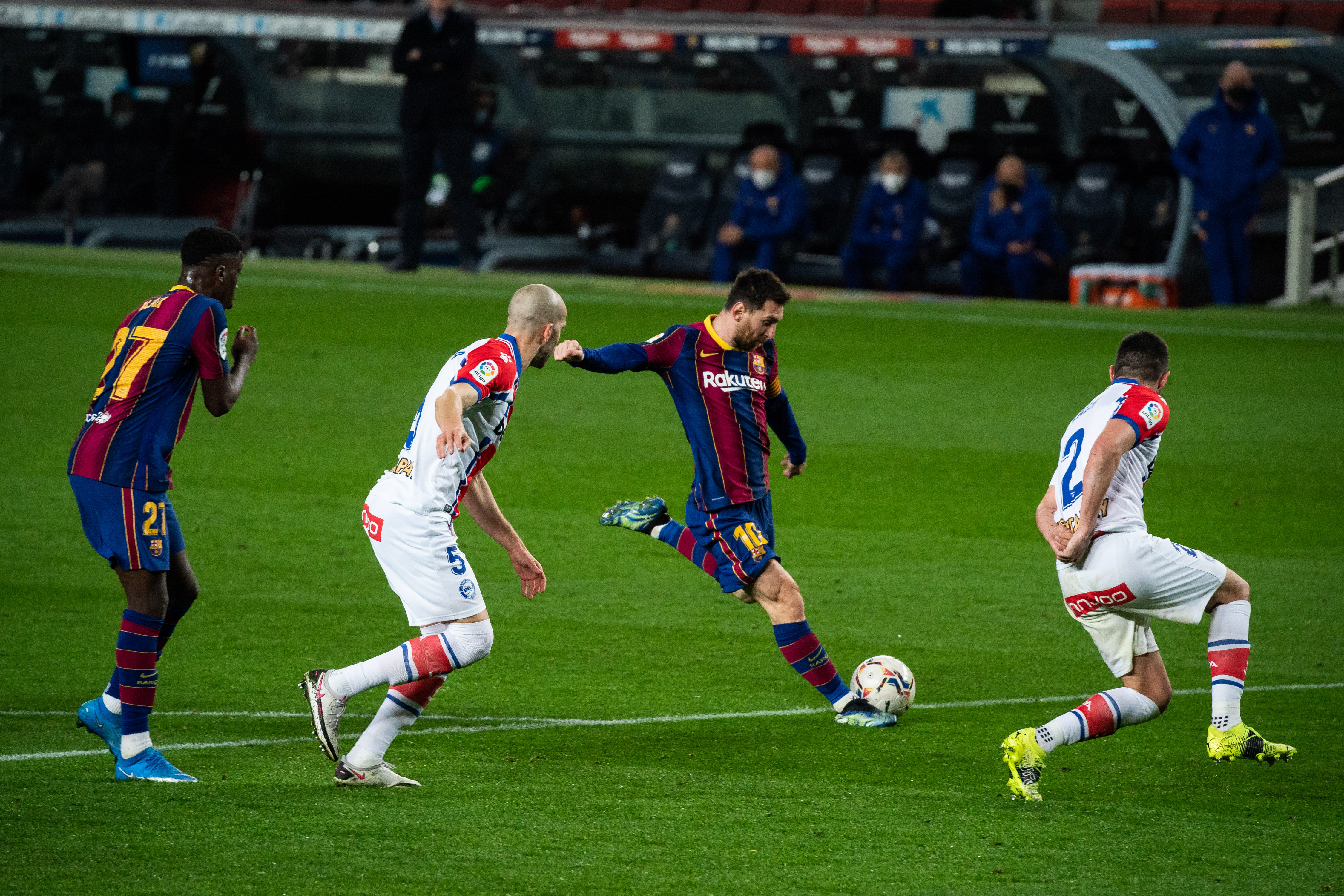 [网球]王欣瑜晋级第二轮 袁悦遗憾出局.