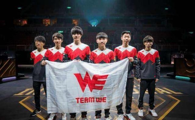 王者归来！内马尔角球直接破门 单场1球2助攻获9.6分 致敬C罗