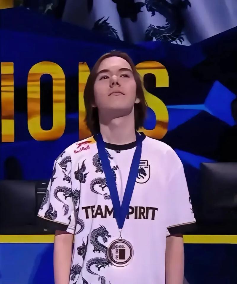 连续逆转巴黎，切尔西，曼城晋级决赛，2022年的欧冠冠军是含金量最高的？[2...6]